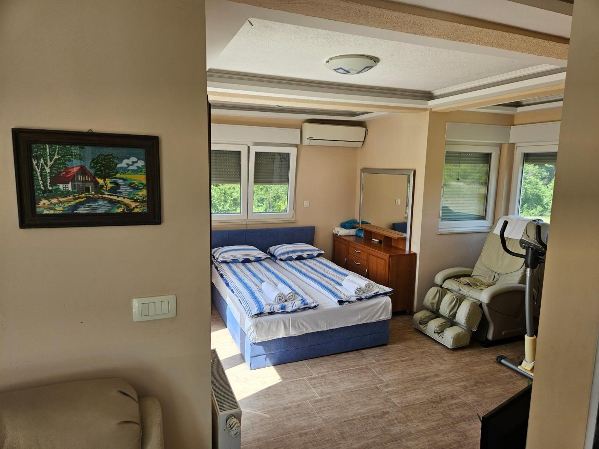 モスタルHacienda Kolendaアパートメント 部屋 写真